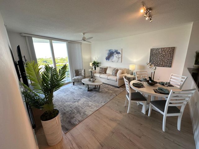1551 N Flagler Drive 708, West Palm Beach, FL 33401