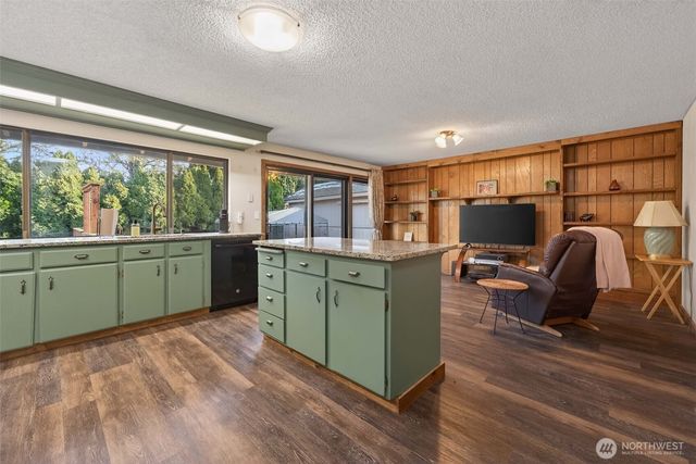 6507 NW Lupin Street, Vancouver, WA 98663