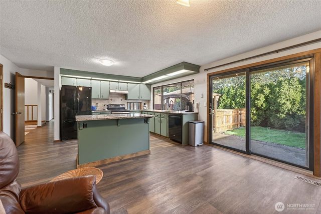 6507 NW Lupin Street, Vancouver, WA 98663