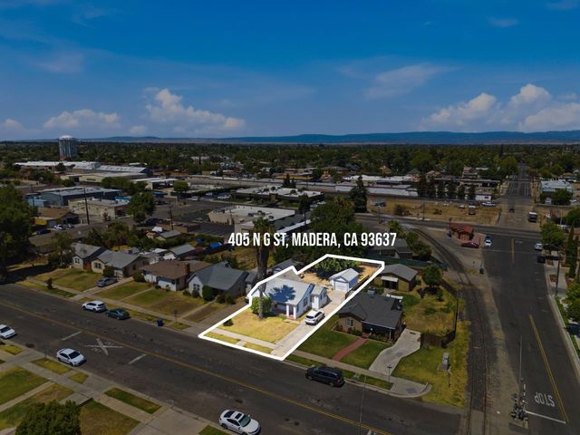 405 N G St, Madera, CA 93637