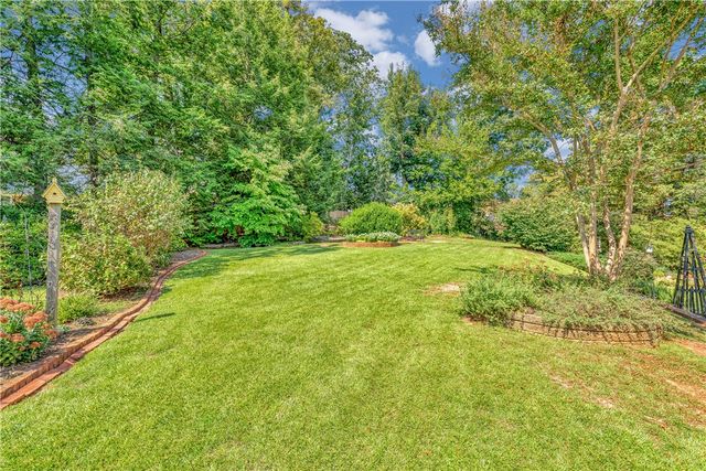 107 Peachtree Drive, Greer, SC 29651