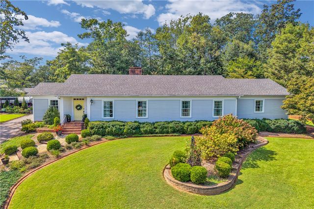 107 Peachtree Drive, Greer, SC 29651