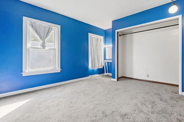 1024 Highland Avenue, Waukegan, IL 60085