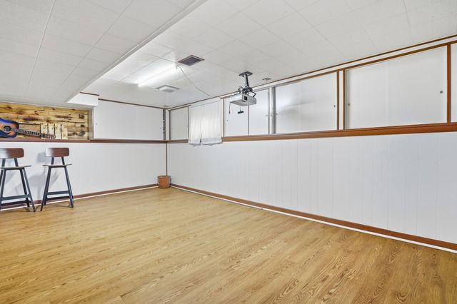 1024 Highland Avenue, Waukegan, IL 60085