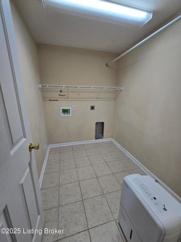 617 Wind Brook Dr, Elizabethtown, KY 42701