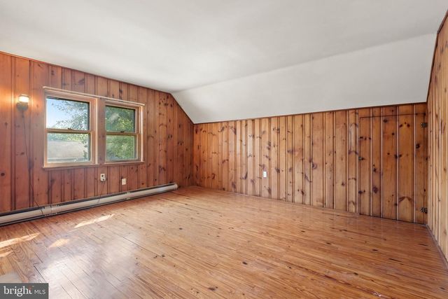 424 LAMPETER RD, Lancaster, PA 17602