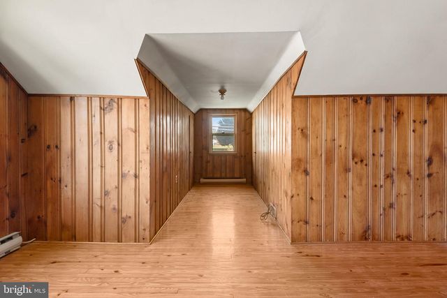 424 LAMPETER RD, Lancaster, PA 17602