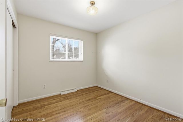 2155 Devonshire Road, Bloomfield Hills, MI 48302