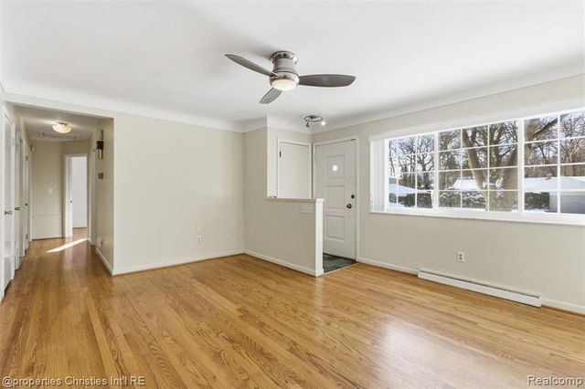 2155 Devonshire Road, Bloomfield Hills, MI 48302