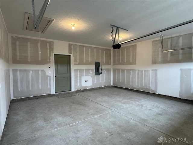 2036 Cedar Lake Drive, Huber Heights, OH 45424