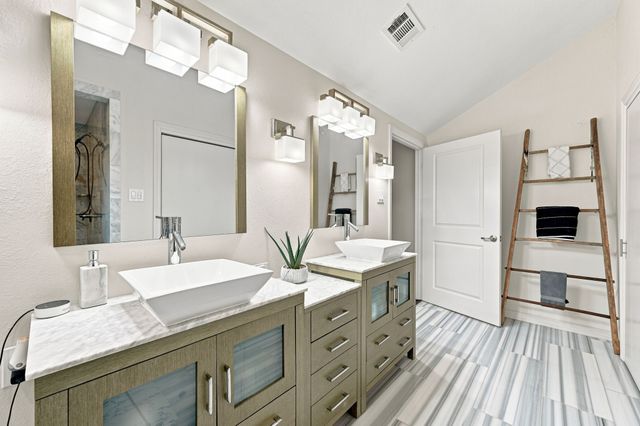 3840 Mockingbird Lane, Midlothian, TX 76065