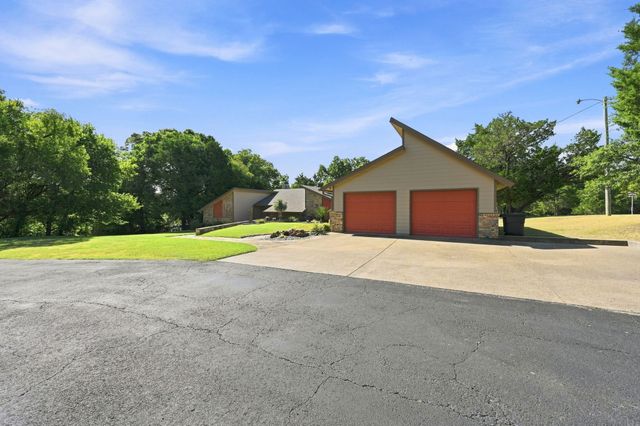 3840 Mockingbird Lane, Midlothian, TX 76065