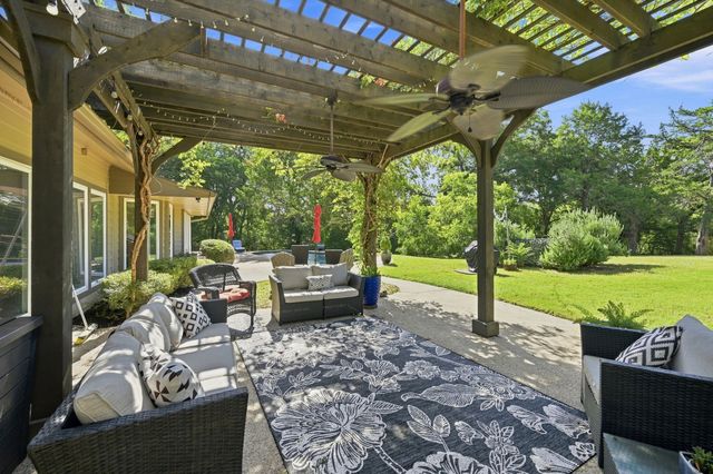 3840 Mockingbird Lane, Midlothian, TX 76065
