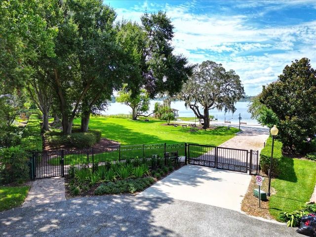 1804 MAPLE LEAF DRIVE, Windermere, FL 34786