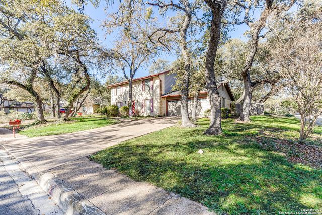 2215 Sun Wood, San Antonio, TX 78232