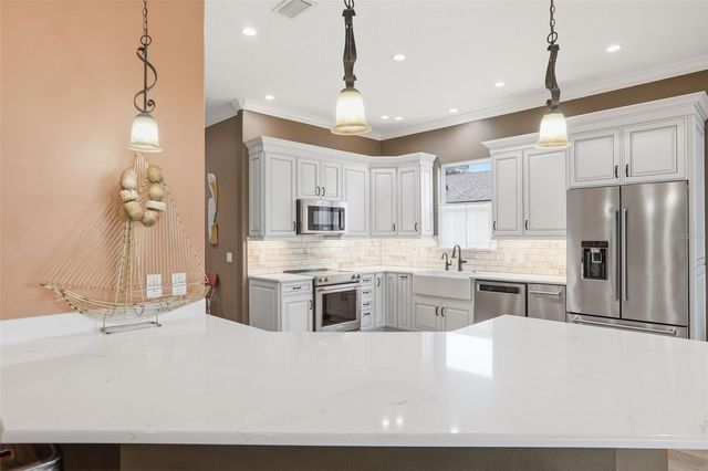 16401 E SHIRLEY SHORES ROAD, Tavares, FL 32778