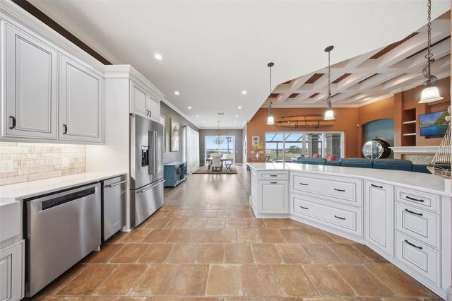 16401 E SHIRLEY SHORES ROAD, Tavares, FL 32778