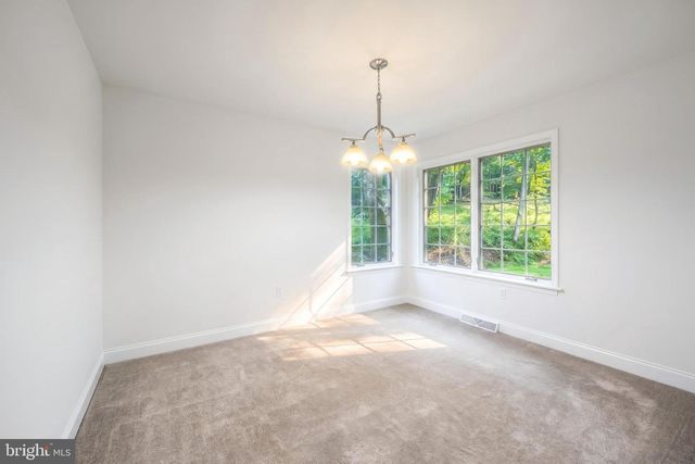 335 LAUREL DR, York, PA 17406