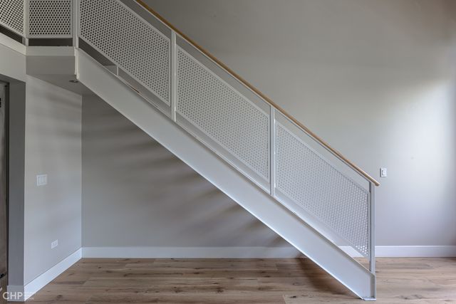 729 N Sangamon Street 302, Chicago, IL 60642