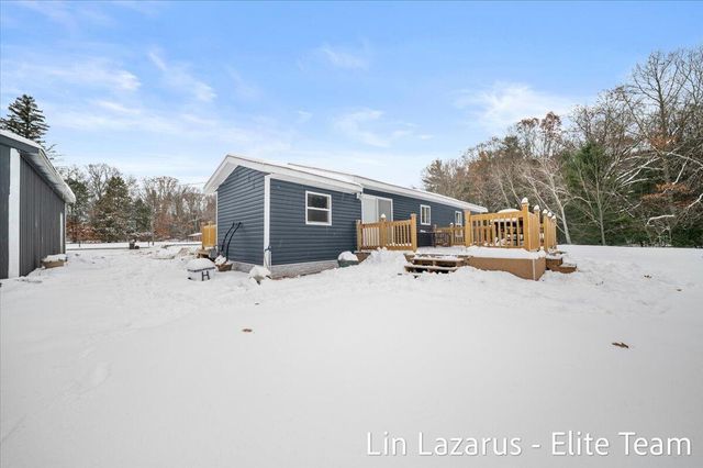 16381 W Howard City Edmore Road, Howard City, MI 49329