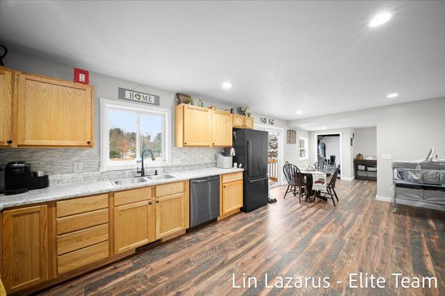 16381 W Howard City Edmore Road, Howard City, MI 49329