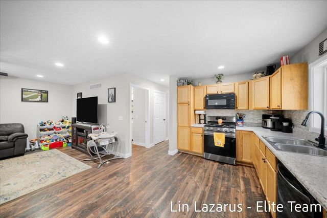 16381 W Howard City Edmore Road, Howard City, MI 49329