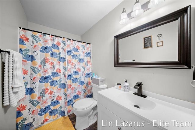 16381 W Howard City Edmore Road, Howard City, MI 49329