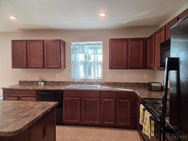 1504 Winwood Drive, Goshen Twp, OH 45140