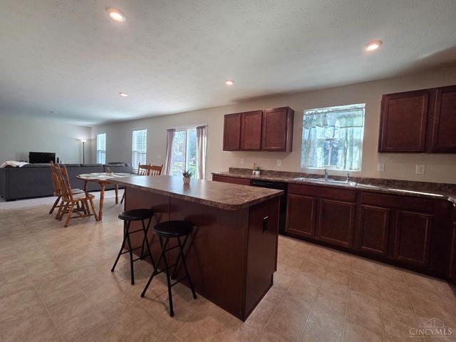 1504 Winwood Drive, Goshen Twp, OH 45140