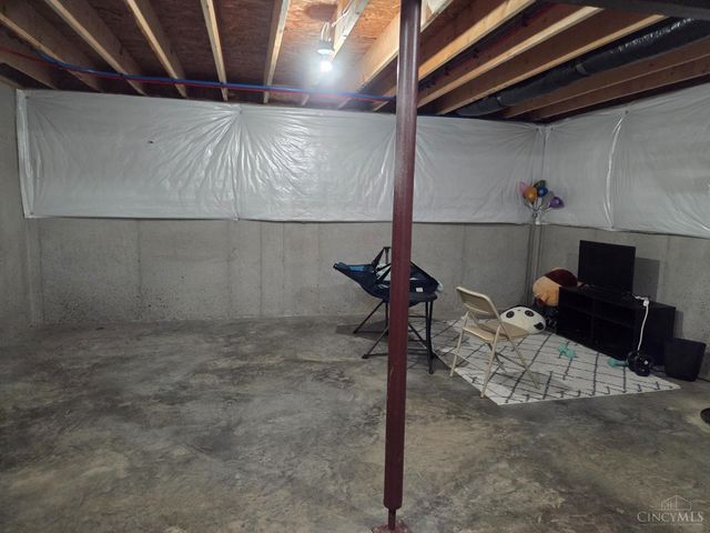 1504 Winwood Drive, Goshen Twp, OH 45140