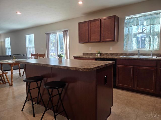 1504 Winwood Drive, Goshen Twp, OH 45140