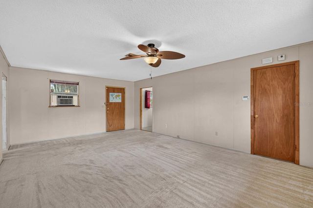 131 DUNN AVENUE, San Mateo, FL 32187