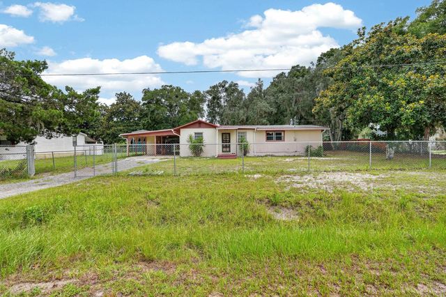 131 DUNN AVENUE, San Mateo, FL 32187