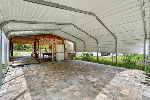 131 DUNN AVENUE, San Mateo, FL 32187