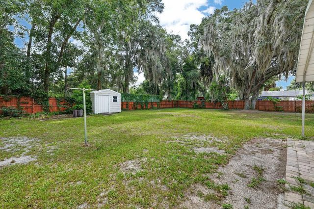131 DUNN AVENUE, San Mateo, FL 32187