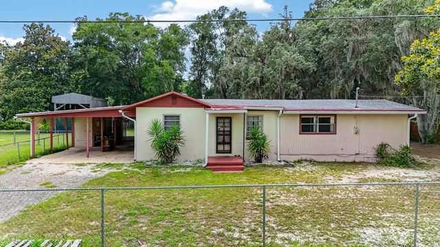 131 DUNN AVENUE, San Mateo, FL 32187