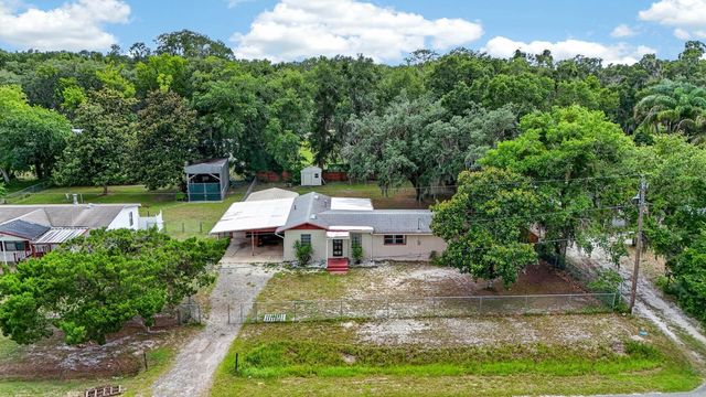 131 DUNN AVENUE, San Mateo, FL 32187