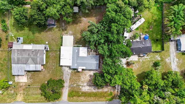 131 DUNN AVENUE, San Mateo, FL 32187