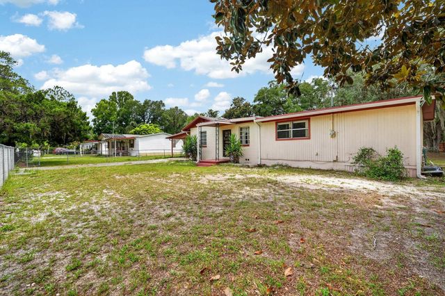 131 DUNN AVENUE, San Mateo, FL 32187