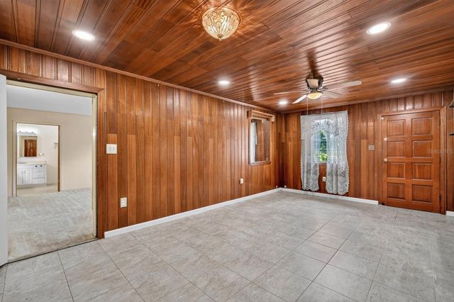 131 DUNN AVENUE, San Mateo, FL 32187
