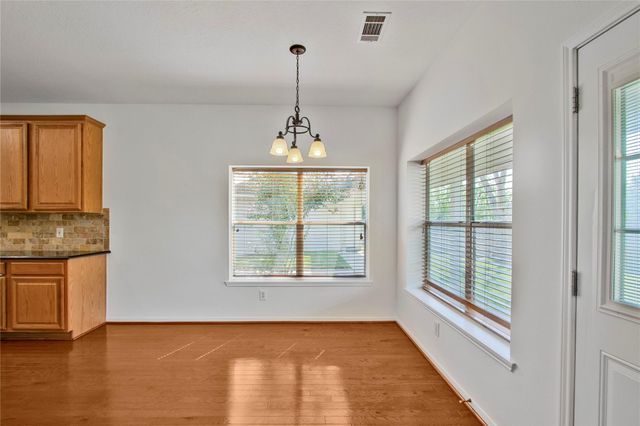 2913 Palmer Drive, Friendswood, TX 77546