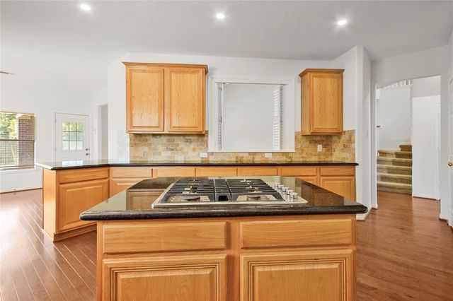 2913 Palmer Drive, Friendswood, TX 77546