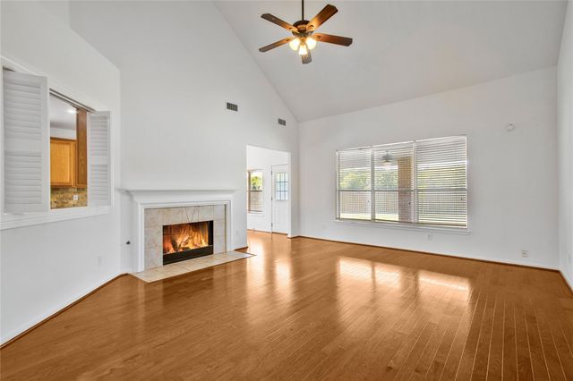 2913 Palmer Drive, Friendswood, TX 77546