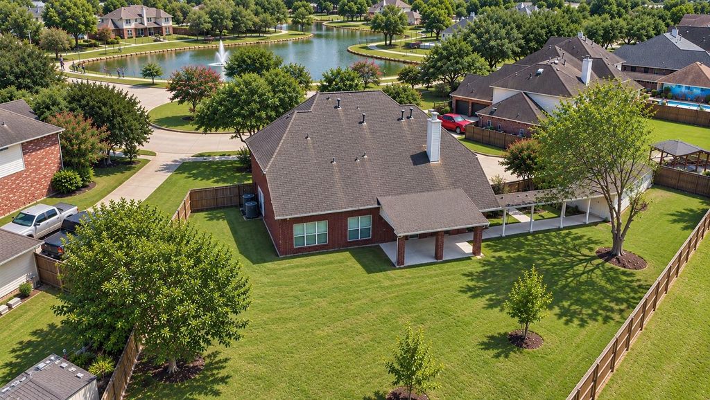 2913 Palmer Drive, Friendswood, TX 77546