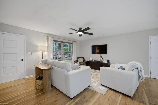 4908 Pimlico CIR, Virginia Beach, VA 23464