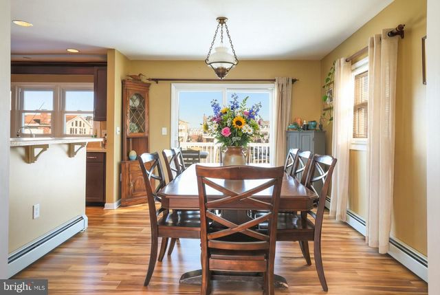 409 3RD ST, Beach Haven, NJ 08008