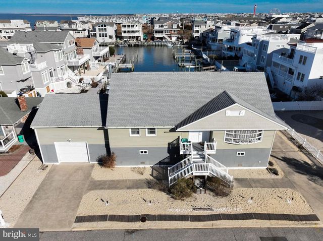 409 3RD ST, Beach Haven, NJ 08008