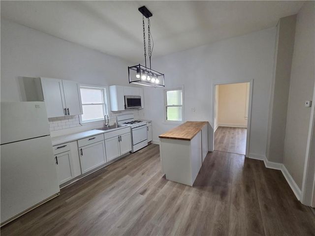 411 Blake Street, St Joseph, MO 64504