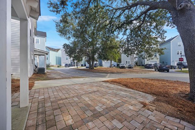 1672 Indy Drive, North Charleston, SC 29405