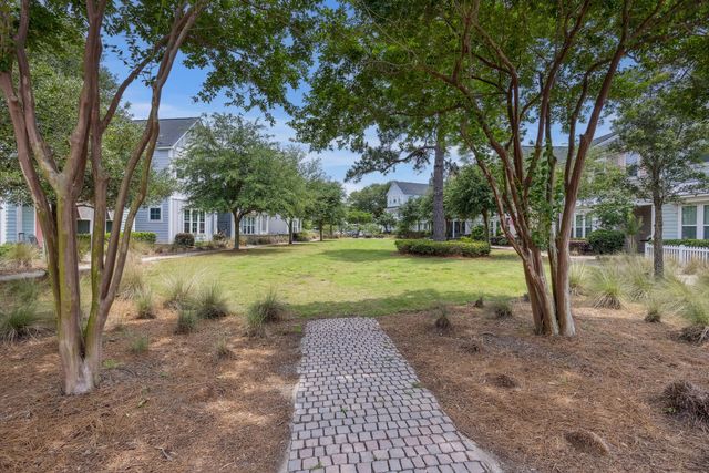 1672 Indy Drive, North Charleston, SC 29405